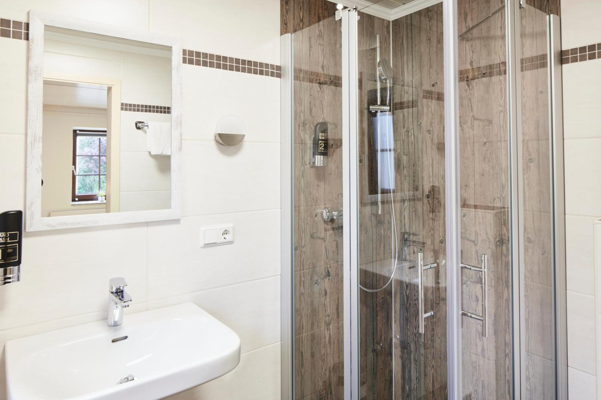 Landgasthof & Hotel Jossatal Breitenbach am Herzberg エクステリア 写真